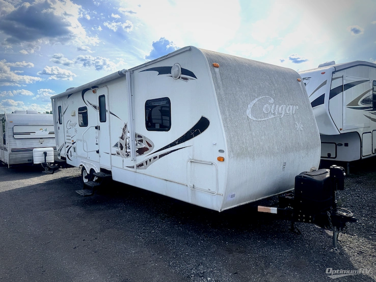 2010 Keystone Cougar X-Lite 26BRS RV Photo 1