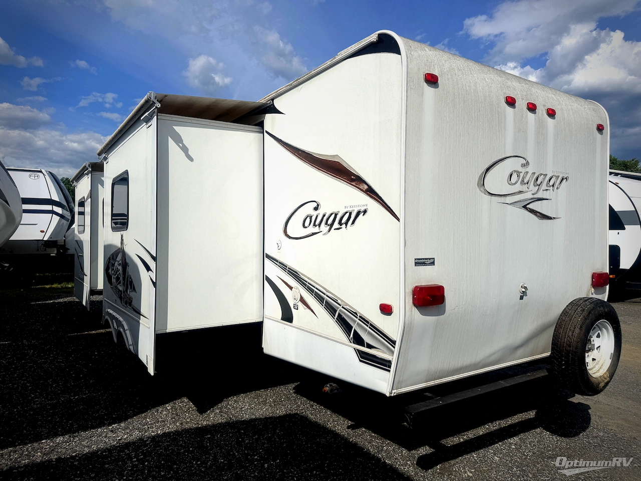 2010 Keystone Cougar X-Lite 26BRS Photo 3