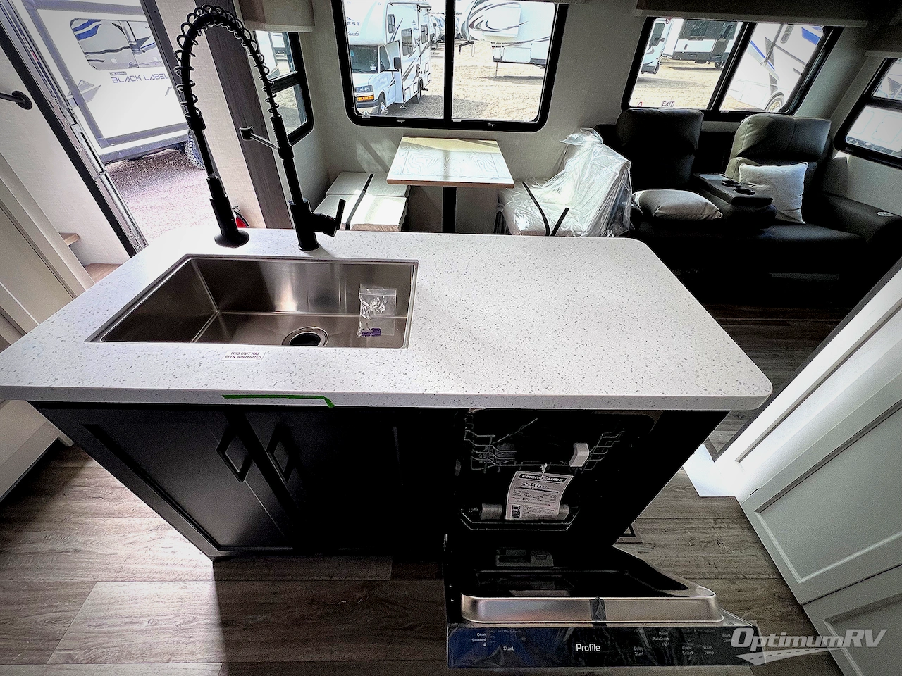 2025 Venture SportTrek Touring Edition STTF354VBH Photo 9