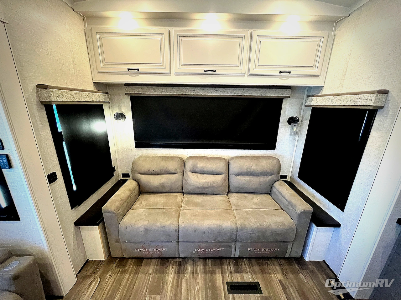 2024 Jayco North Point 377RLBH Photo 10