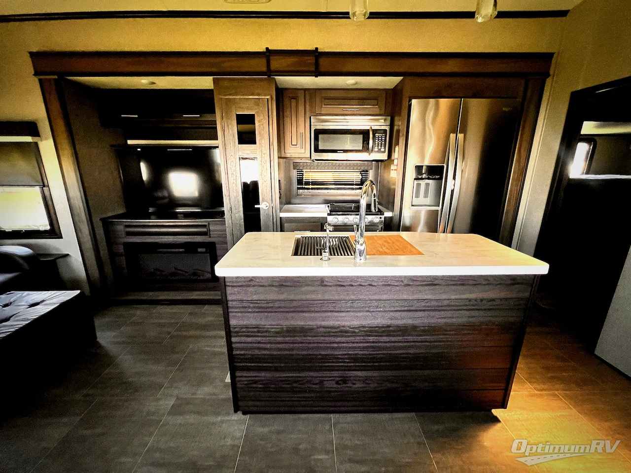 2020 Jayco North Point 377RLBH Photo 11