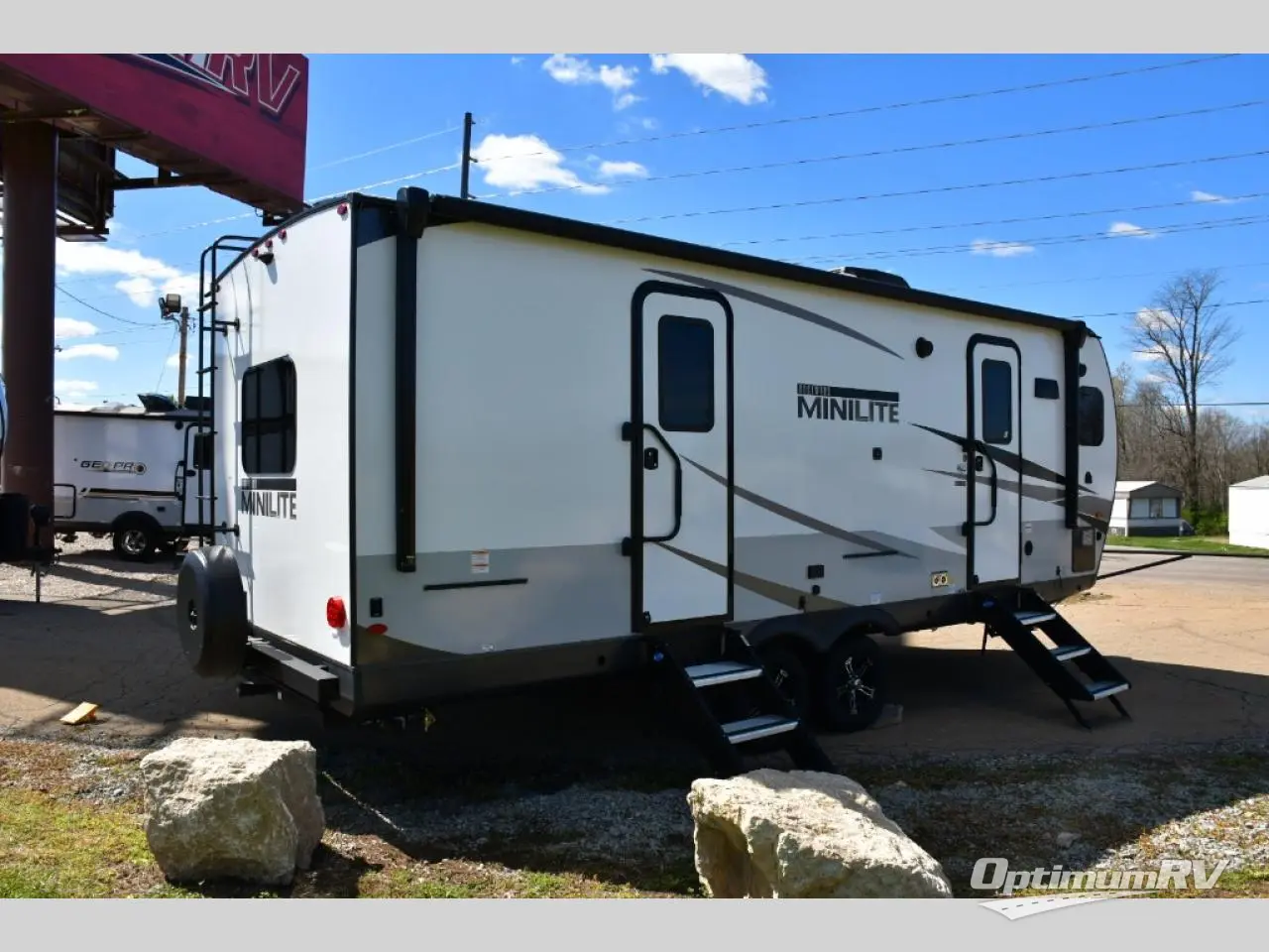 2023 Forest River Rockwood Mini Lite 2516S Photo 2