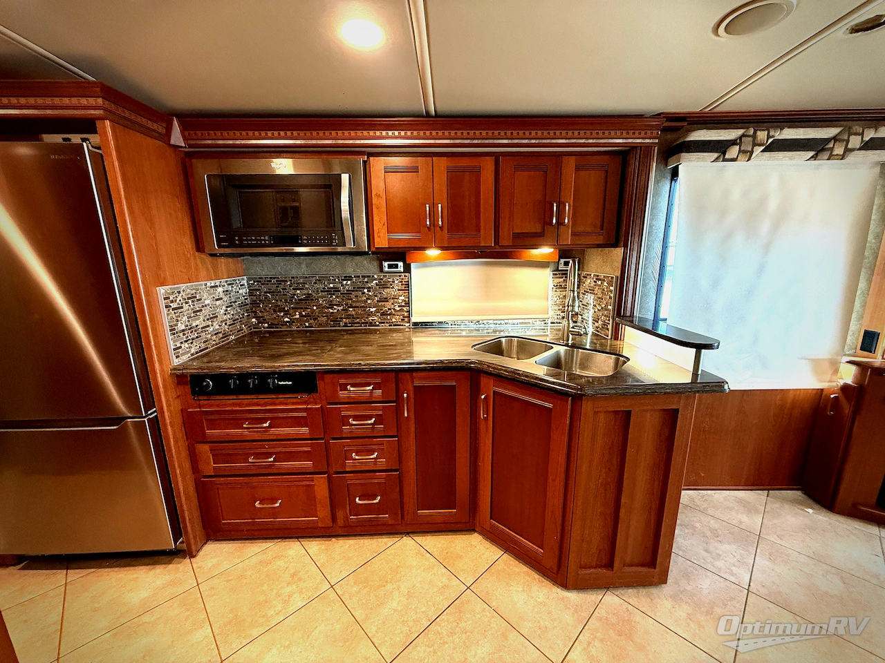 2016 Winnebago Forza 36G Photo 7