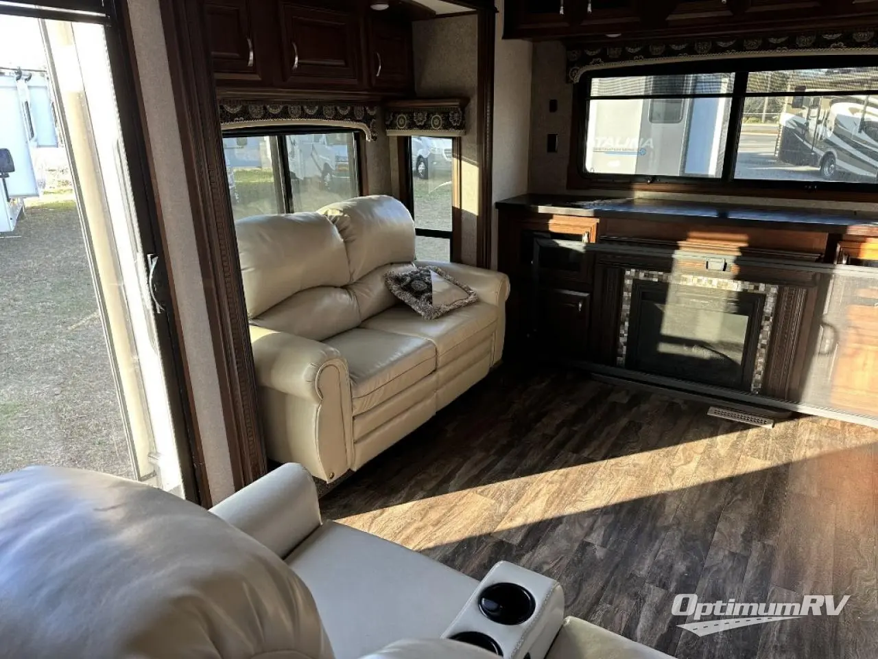 2017 Jayco Pinnacle 38REFS Photo 5