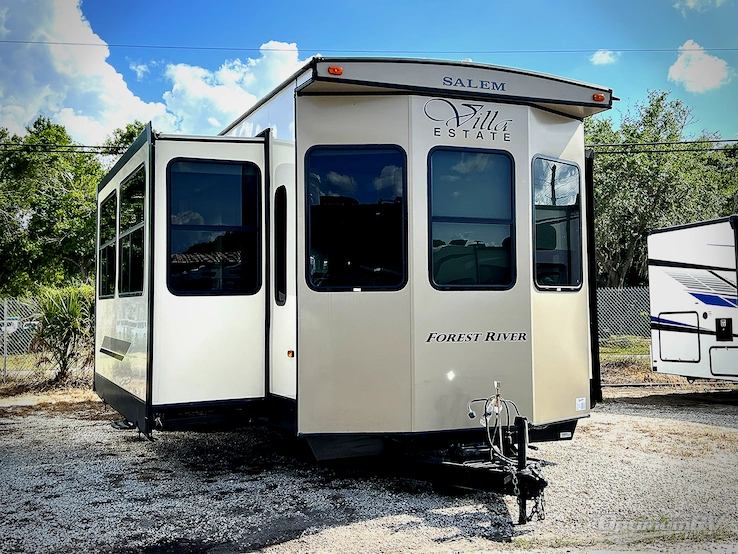 2019 Forest River Salem Villa Series 4092BFL Estate RV Photo 1