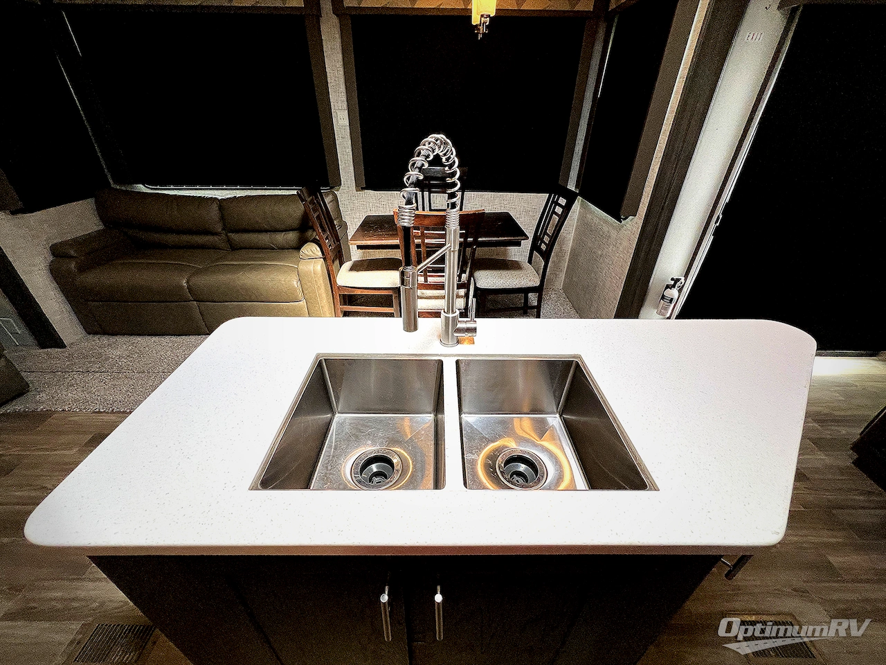2019 Forest River Salem Villa Series 4092BFL Estate Photo 9