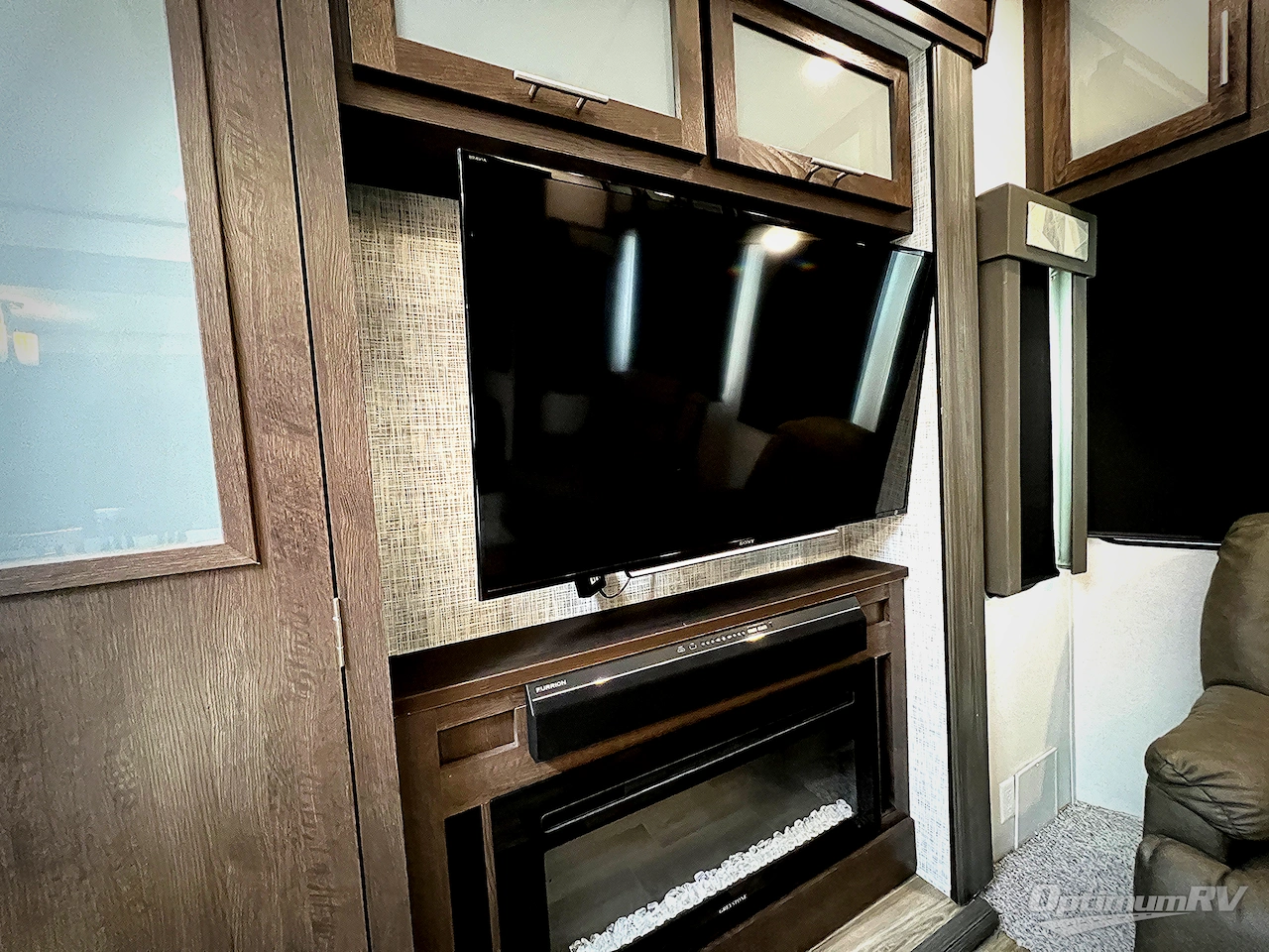 2019 Forest River Salem Villa Series 4092BFL Estate Photo 13