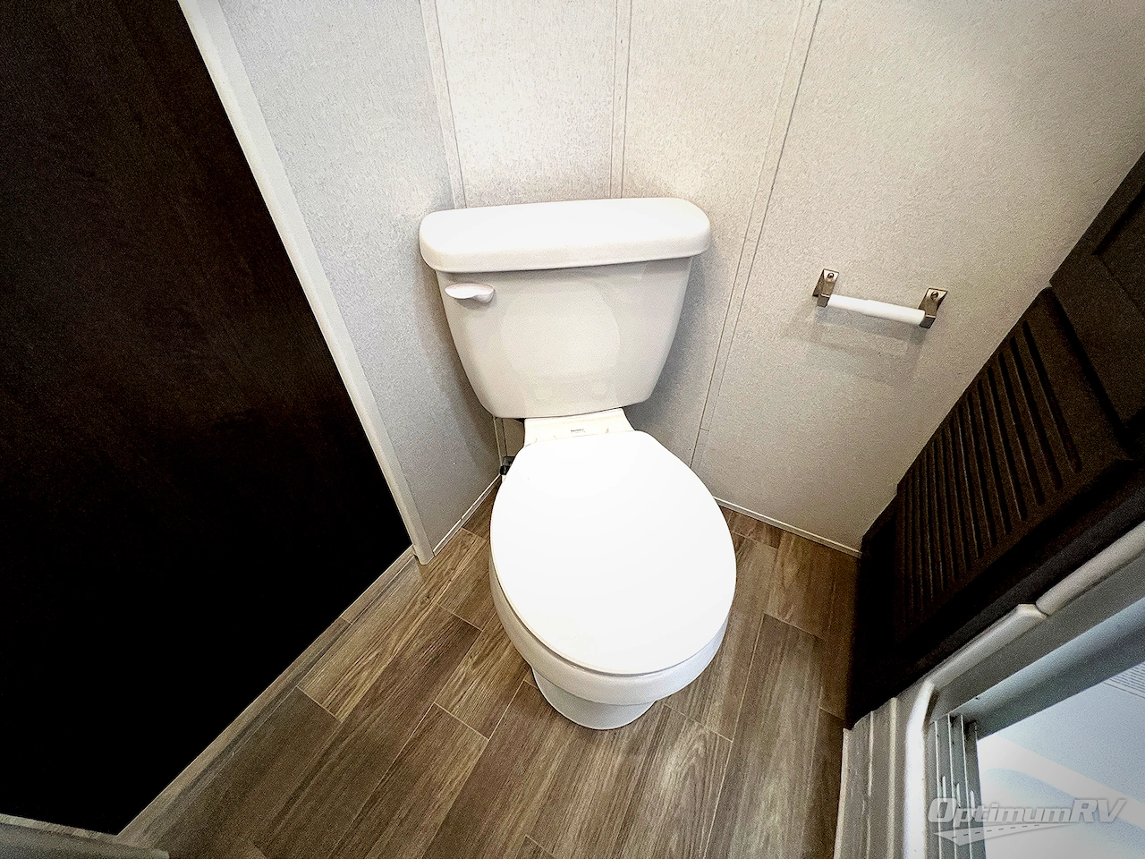 2019 Forest River Salem Villa Series 4092BFL Estate Photo 18