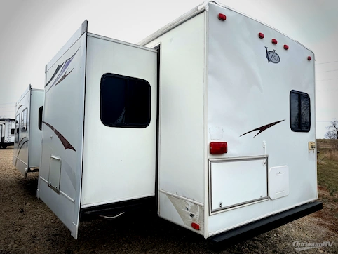 2009 Keystone VR1 323FKS RV Photo 3