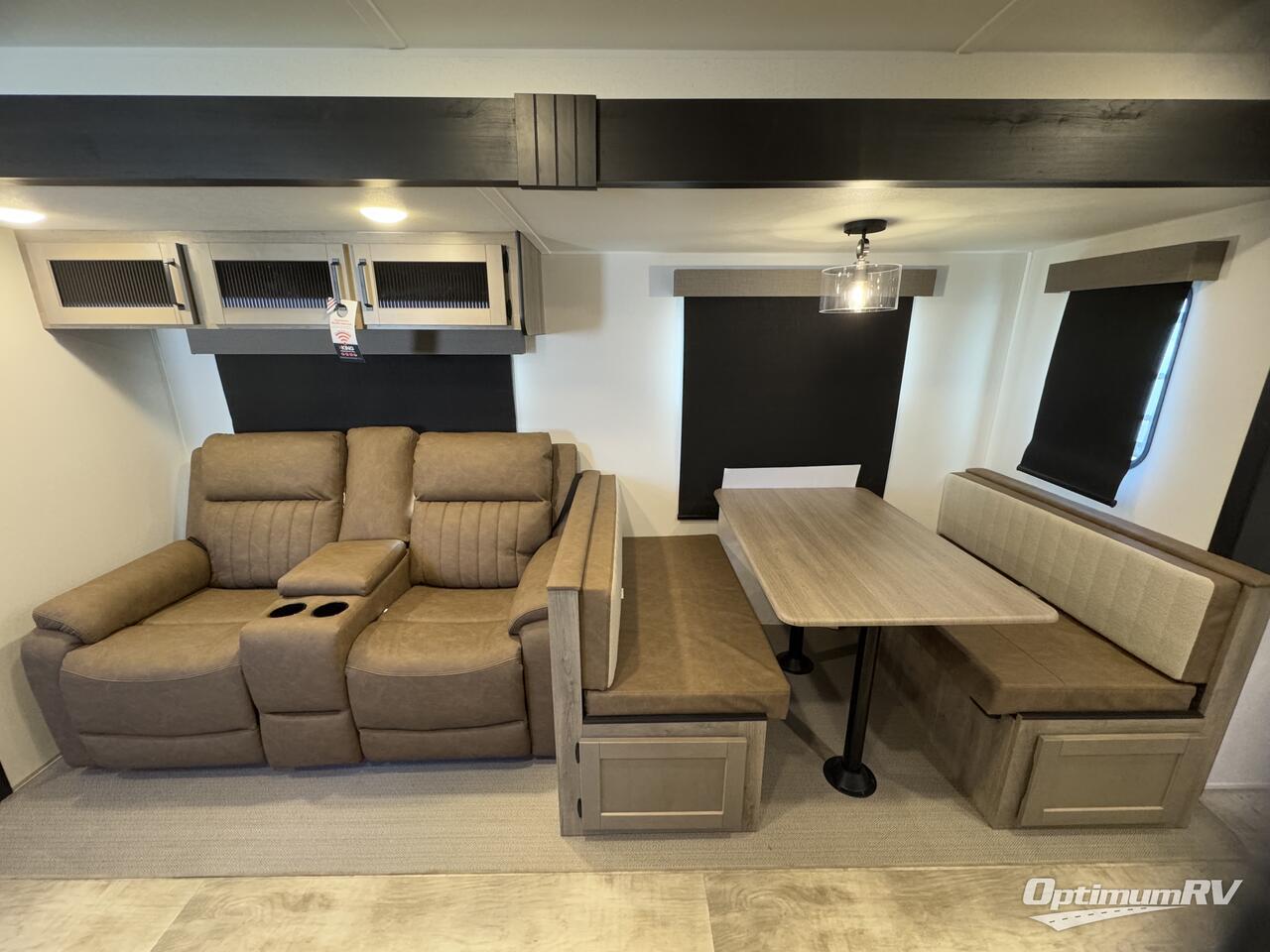 2025 Palomino Puma 31FKRK Photo 8