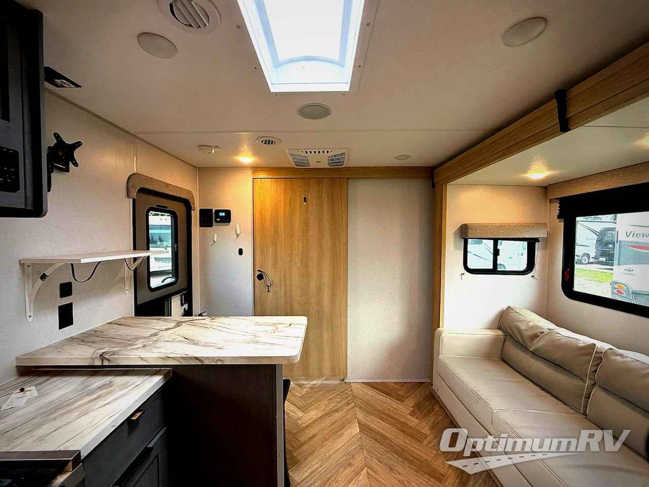2023 Forest River Ozark 2670RKX Photo 5