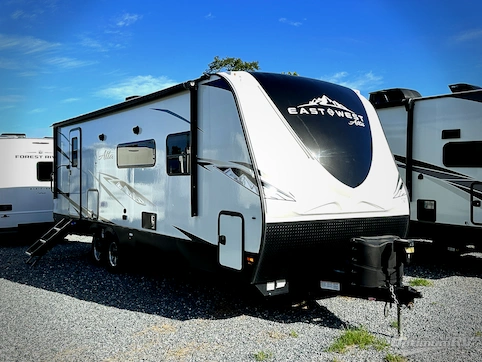 Used 2022 East To West Alta 2600KRB Featured Photo