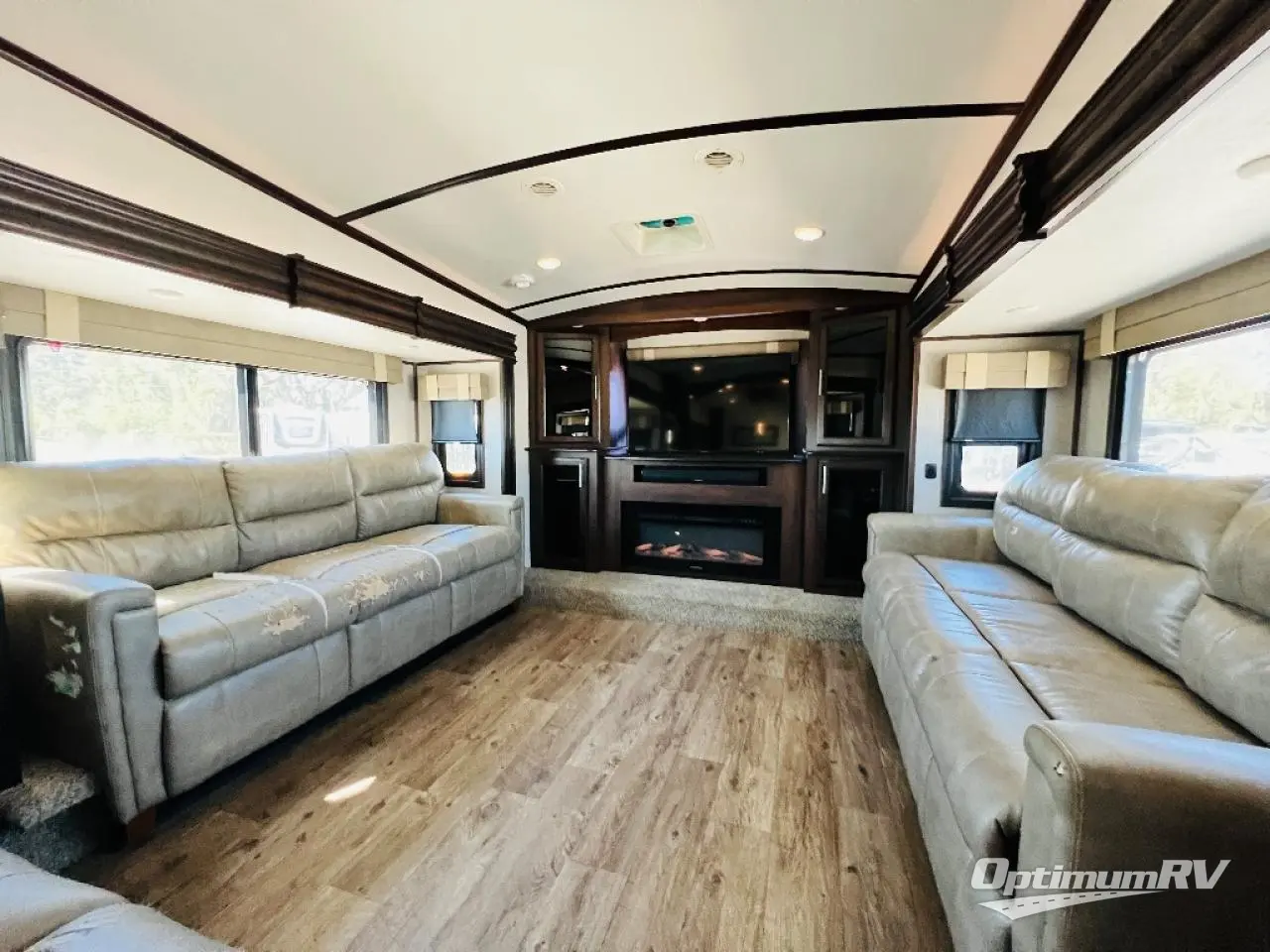 2020 Jayco North Point 381FLWS Photo 7