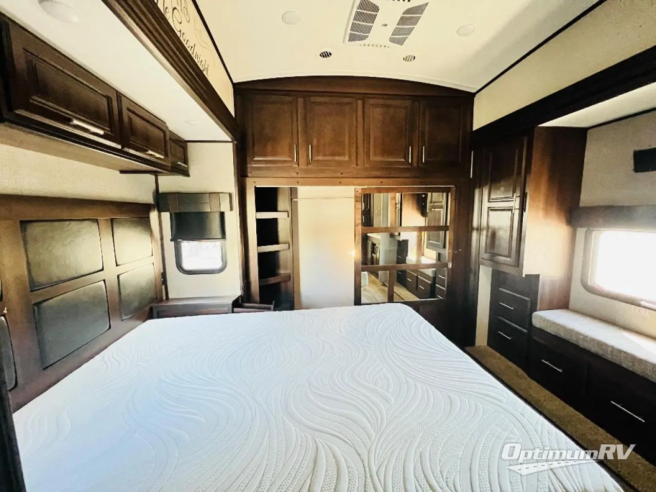 2020 Jayco North Point 381FLWS Photo 18