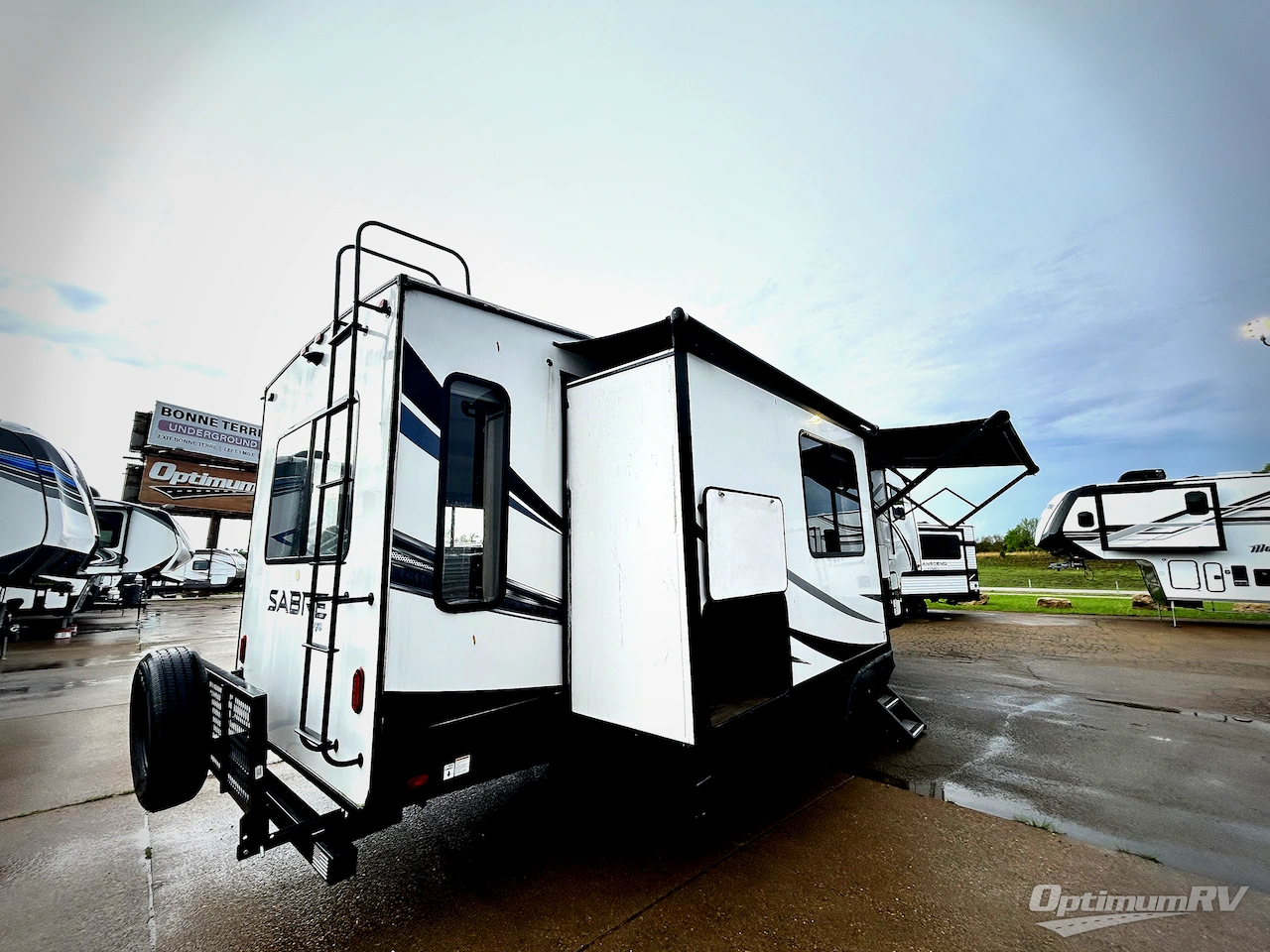 2019 Forest River Sabre 30RLT Photo 2