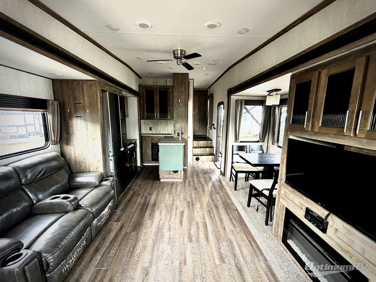 2019 Forest River Sabre 30RLT Photo 6