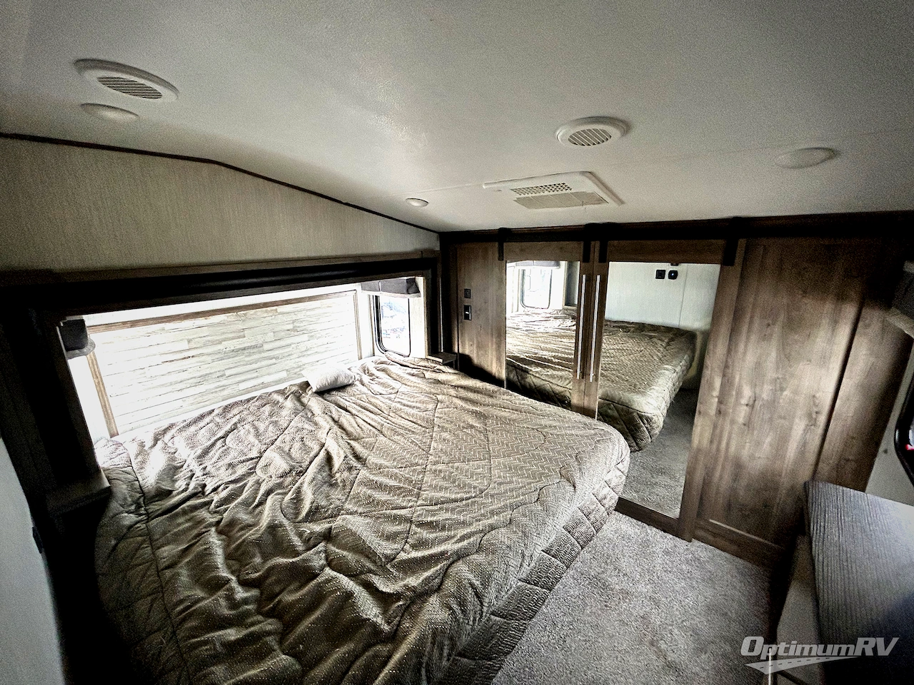 2019 Forest River Sabre 30RLT Photo 12