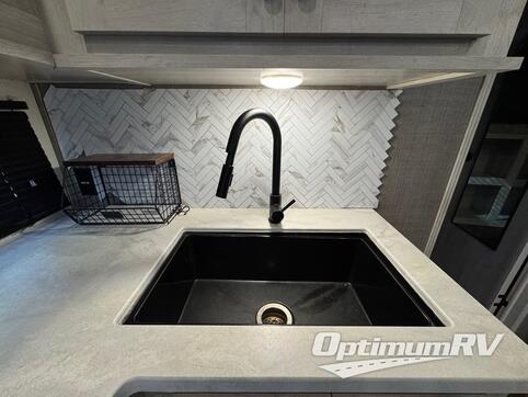 2023 Forest River Wildcat 28BH RV Photo 4