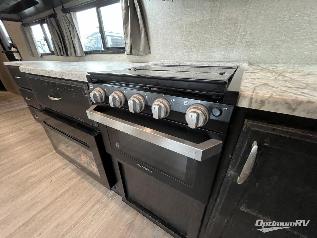 2019 Grand Design Imagine 2850MK Photo 11