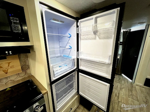2025 Venture Sienna SA271VBH RV Photo 4