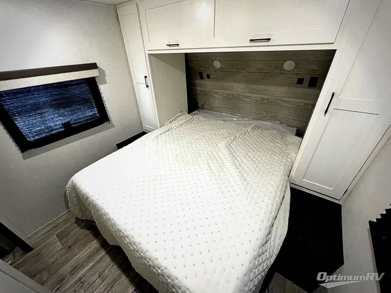 2025 Venture Sienna SA271VBH Photo 28