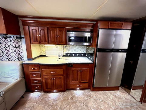 2005 Tiffin Allegro Bus 38TGB RV Photo 2