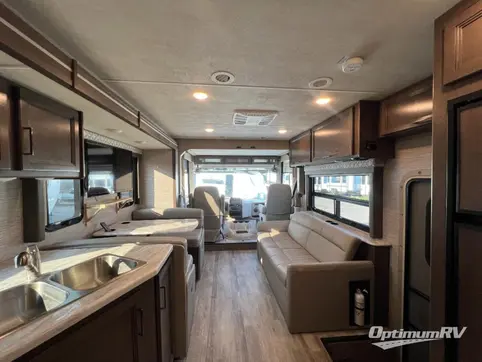 2021 Thor Freedom Traveler A30 RV Photo 2