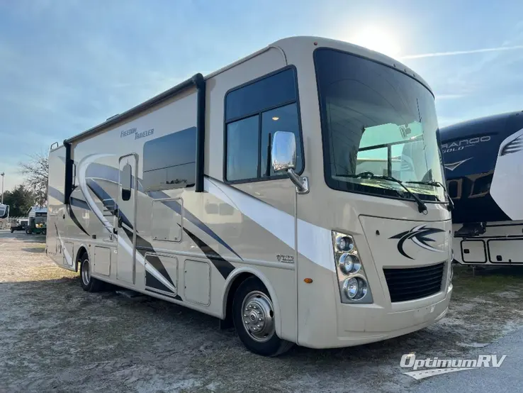 2021 Thor Freedom Traveler A30 RV Photo 1
