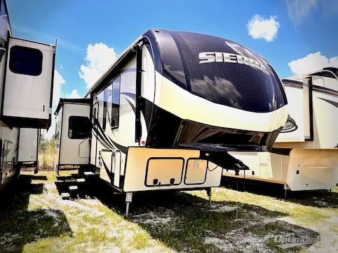 Used 2018 Forest River Sierra 387MKOK Featured Photo