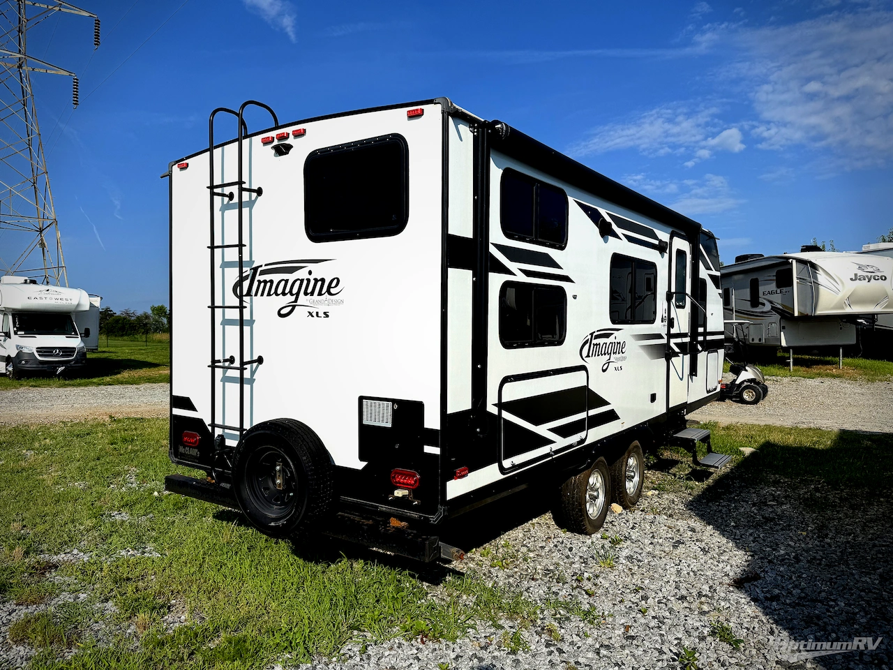 2019 Grand Design Imagine XLS 21BHE Photo 2