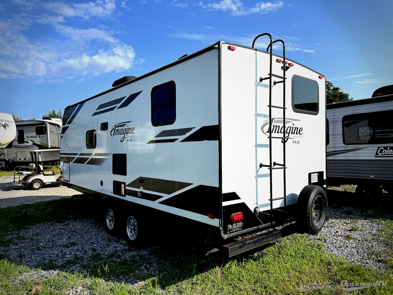 2019 Grand Design Imagine XLS 21BHE Photo 3