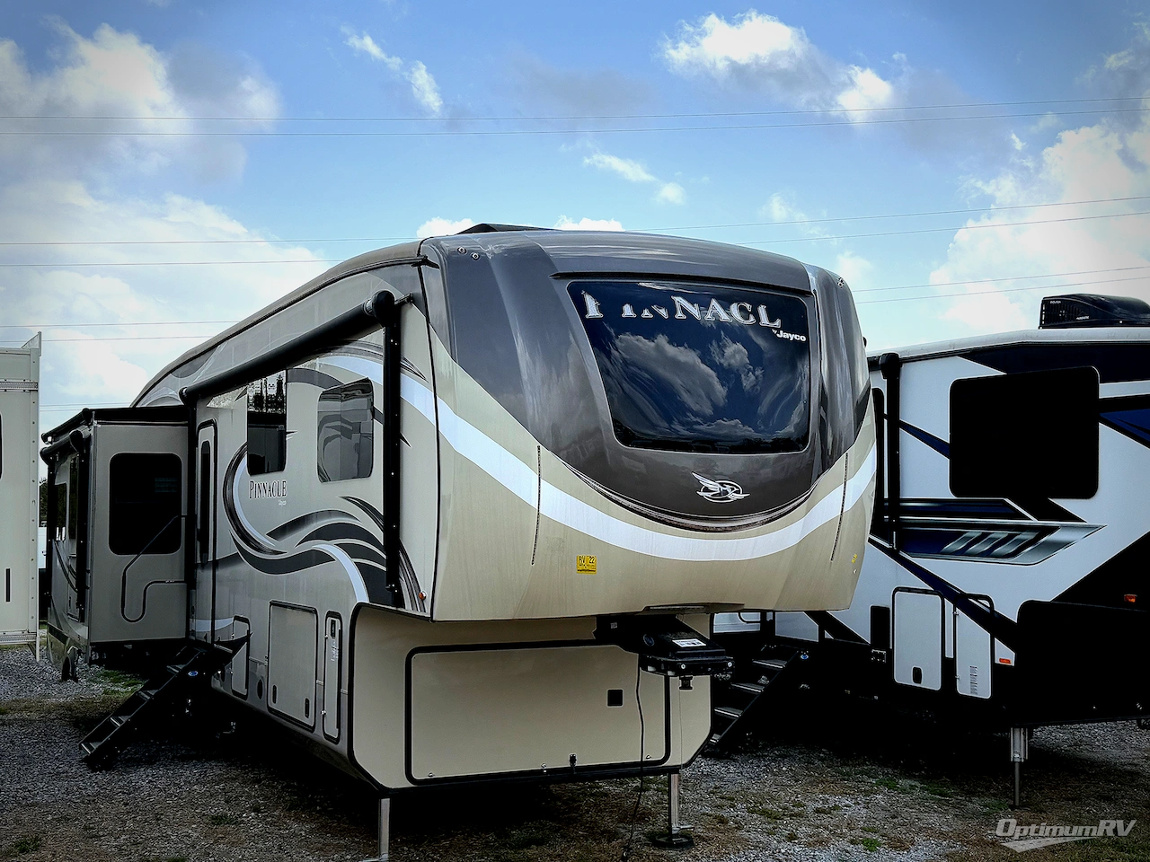 2018 Jayco Pinnacle 37RLWS Photo 1