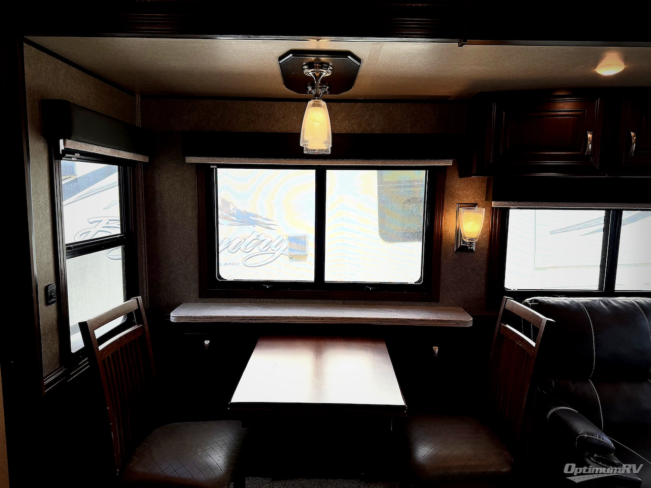 2018 Jayco Pinnacle 37RLWS Photo 3