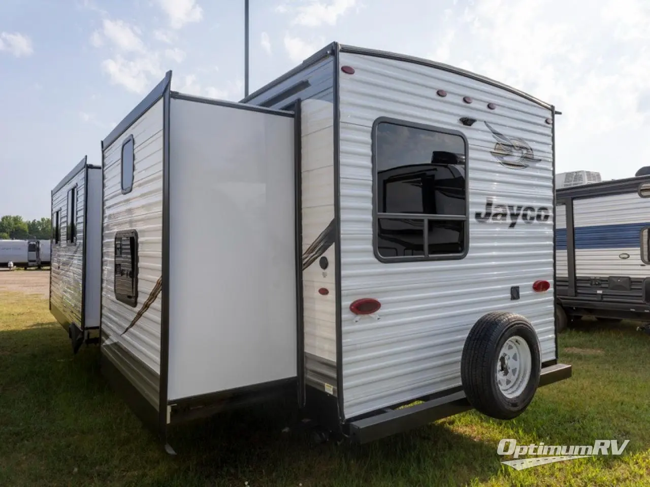 2019 Jayco Jay Flight 324BDS Photo 3