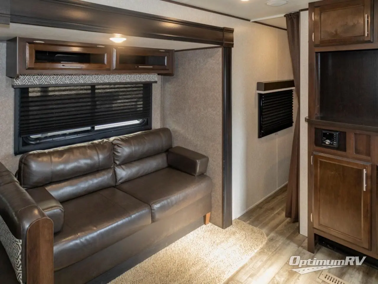 2019 Jayco Jay Flight 324BDS Photo 6