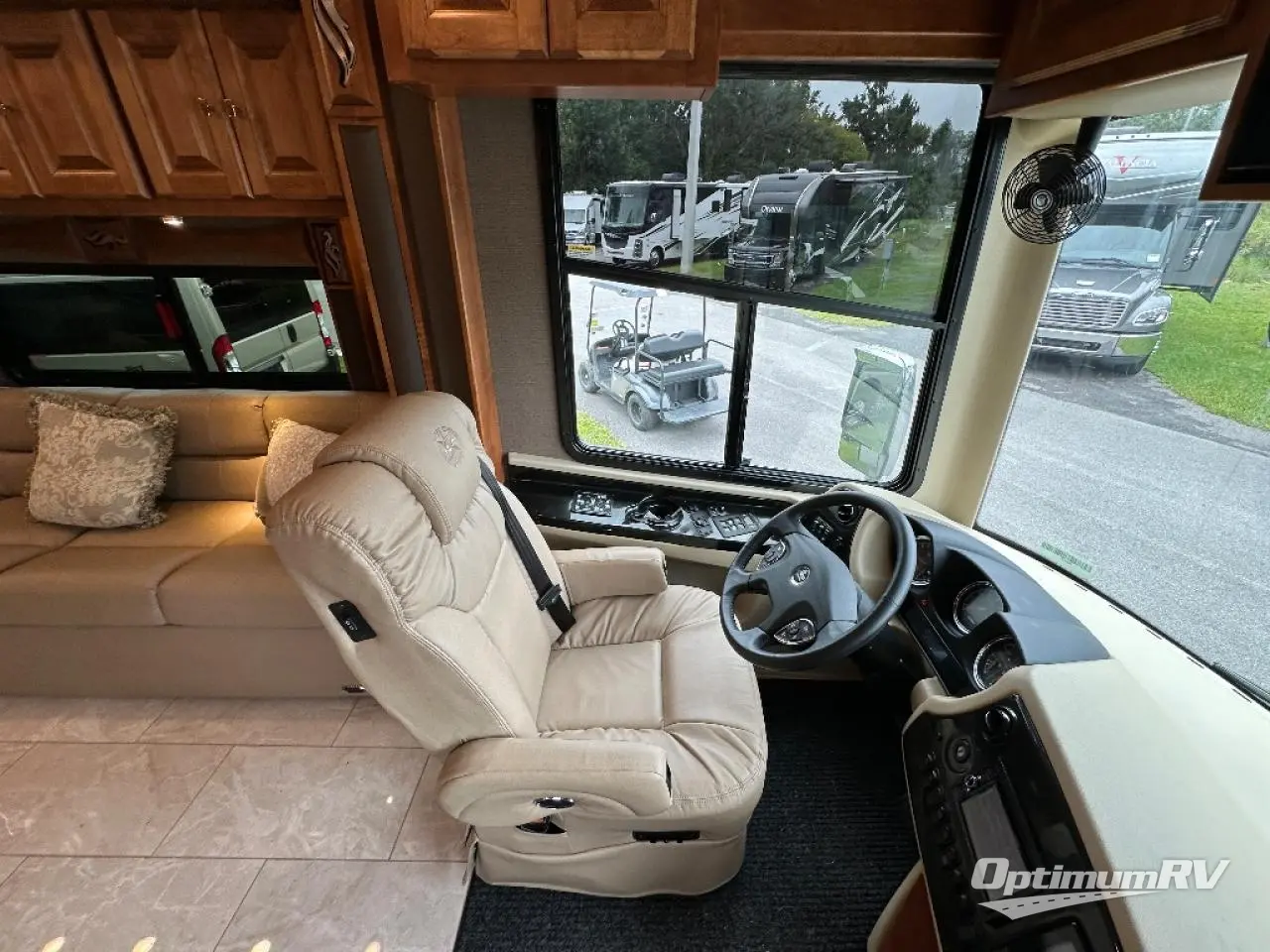 2018 Tiffin Phaeton 40 QKH Photo 5