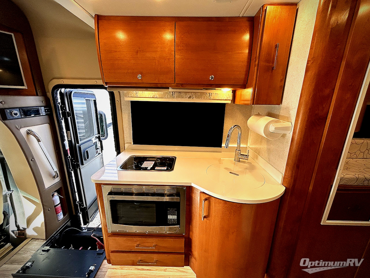 2019 Tiffin Wayfarer 24TW Photo 5