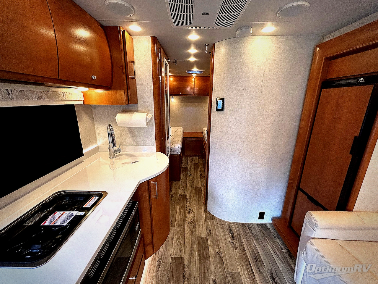 2019 Tiffin Wayfarer 24TW Photo 20