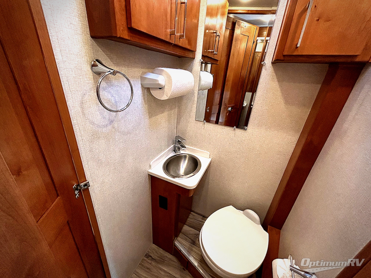 2019 Tiffin Wayfarer 24TW Photo 30