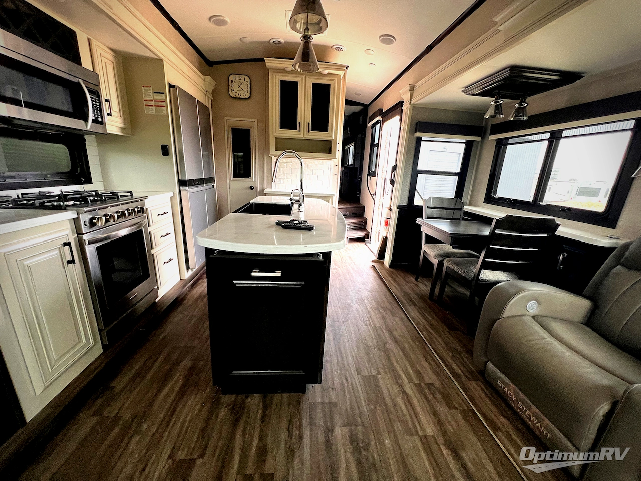 2022 Jayco Pinnacle 32RLTS Photo 4