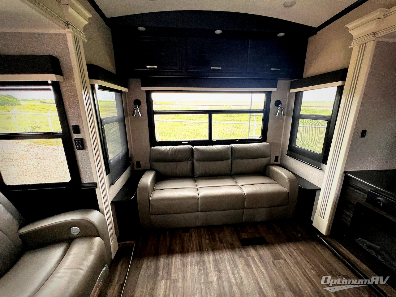 2022 Jayco Pinnacle 32RLTS Photo 13