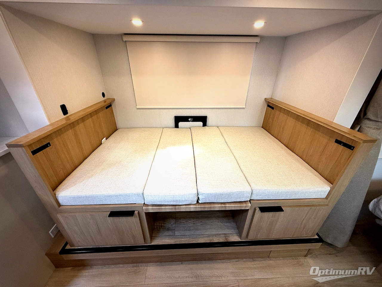 2026 Winnebago Micro Minnie 2108FBS Photo 6