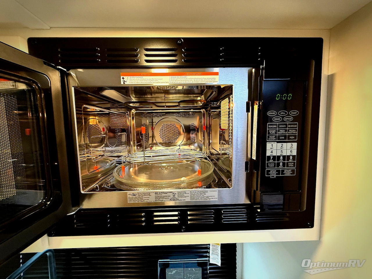 2026 Winnebago Micro Minnie 2108FBS Photo 9