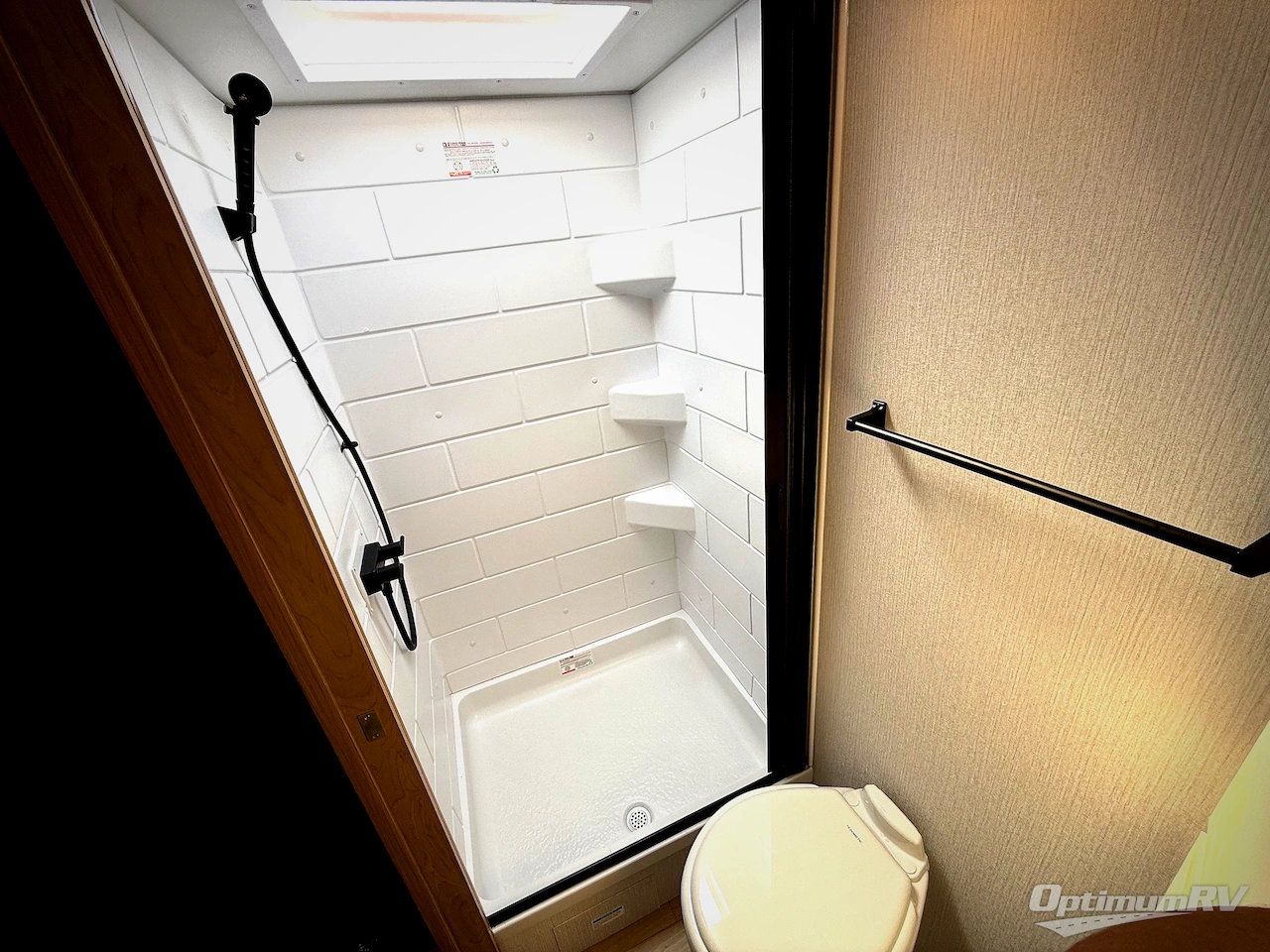 2026 Winnebago Micro Minnie 2108FBS Photo 16