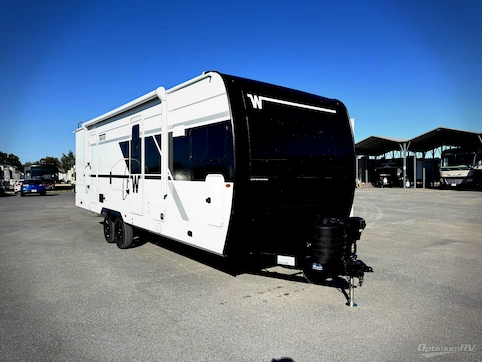 New 2026 Winnebago Thrive 26FKD Featured Photo