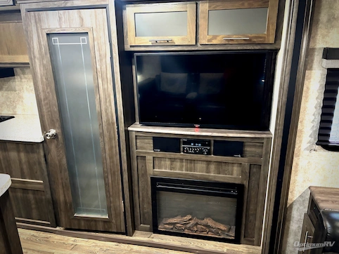 2018 Highland Ridge Open Range Light LT275RLS RV Photo 3