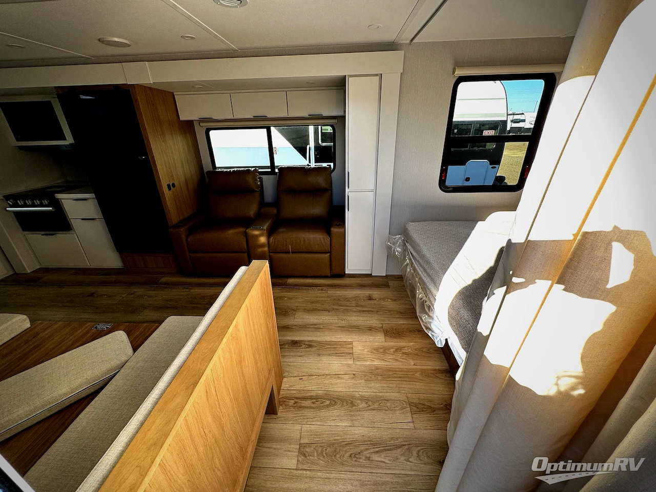 2026 Winnebago Thrive 22MLS Photo 2