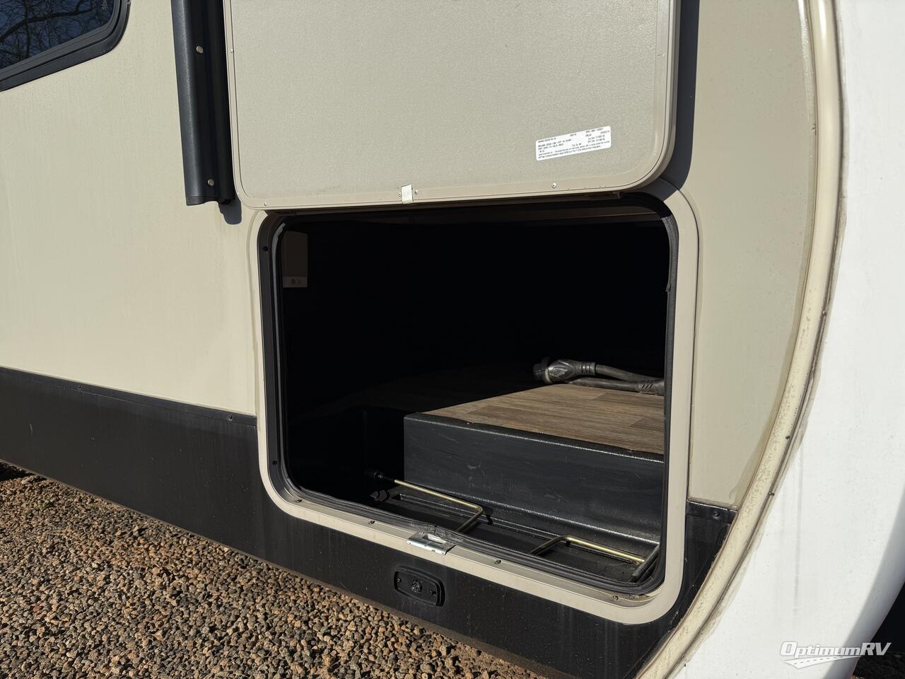 2016 Grand Design Reflection 308BHTS Photo 8