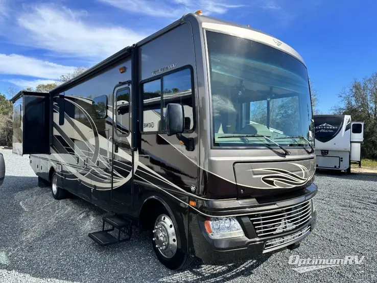 2015 Fleetwood Bounder 35K RV Photo 1
