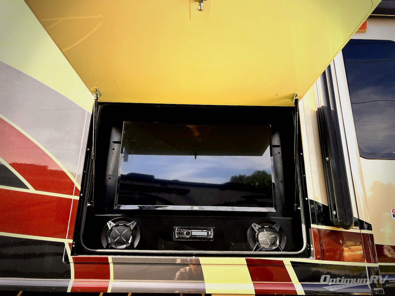 2018 Fleetwood Pace Arrow LXE 38K Photo 4